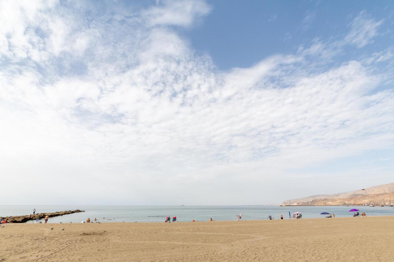 Almeriasuite Beach&Sun Kültér fotó